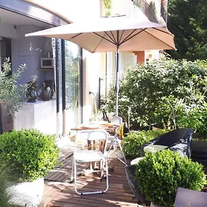 Couette-café Havre De Paix Avec Petit Déjeuners Inclus, Mougins